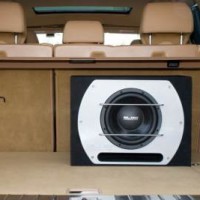 Muzyka w samochodzie BLOW, producent zaawansowanych samochodowych urządzeń multimedialnych, wprowadził do sprzedaży pasywny subwoofer samochodowy BLOW ADRENALINE W-10 o mocy 250W i skuteczności 90 dB. Urządzenie przeznaczone jest dla entuzjastów mocnych dźwięków i...
