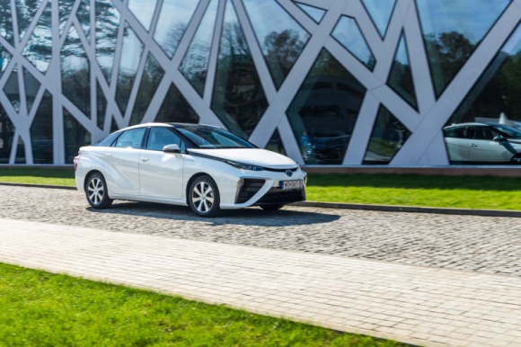 Elektryczna Toyota do 2020 roku?