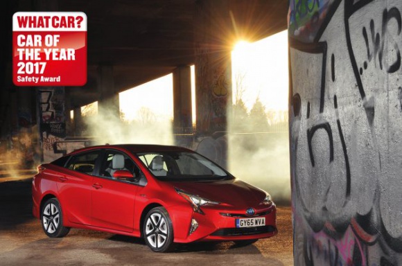 Prius najbezpieczniejszym samochodem roku według „What Car?”