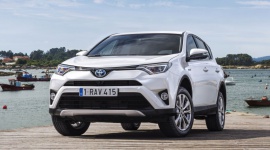 Consumer Reports prezentuje najbardziej ekonomiczne SUV-y BIZNES, Motoryzacja - Specjaliści z amerykańskiej organizacji Consumer Reports po raz kolejny wzięli pod lupę paliwożerność SUV-ów i wybrali najbardziej oszczędne auta z tego segmentu.