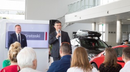 Dealer samochodowy zapowiada: Będziemy walczyć o podium! BIZNES, Motoryzacja - Najwyższa jakość obsługi klienta, auta sportowe oraz samochody elektryczne to trzy główne kierunki rozwoju Grupy Krotoski, które pomogą jej wyróżnić się na rynku i zawalczyć o podium
w branży dealerów samochodowych.