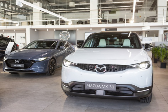 Elektryczna Mazda MX-30 z Ekodopłatą dla każdego klienta