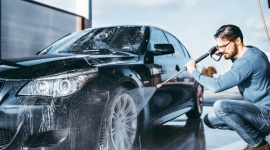 Santander Consumer Multirent: Jak przygotować auto do lata? Motoryzacja, LIFESTYLE - Jak zadbać o samochody latem i przywrócić im dawną świetność? Na to pytanie odpowiadają eksperci Santander Consumer Multirent.