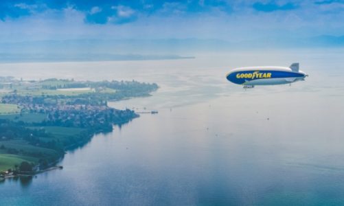 Legendarny sterowiec Goodyear Blimp zawita do Polski!
